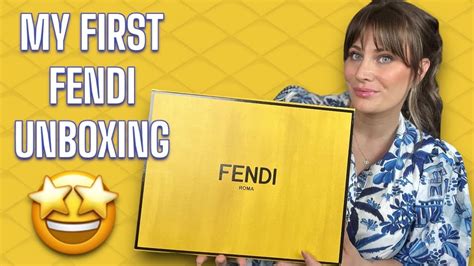 fendi i see you 卡夹怎么样|UNBOXING MY FIRST FENDI BAG & I’M OBSESSED .